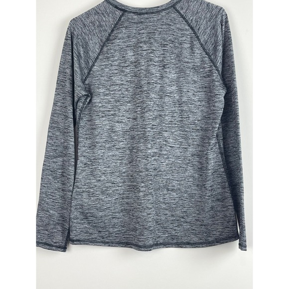 00634 ClimateRight by CuddlDuds LS Athletic Top Heathered Gray L/G Thumbholes - Picture 7 of 10